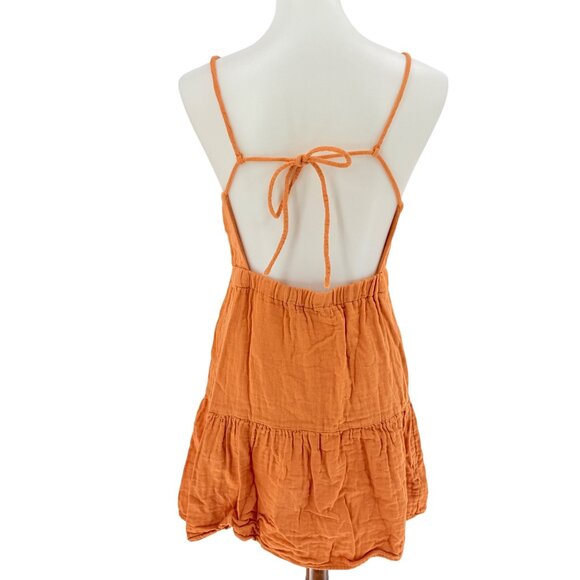 Louna Sleeveless Tiered Mini Dress With Spaghetti Straps & Open Back Tie Detail - Picture 3 of 6